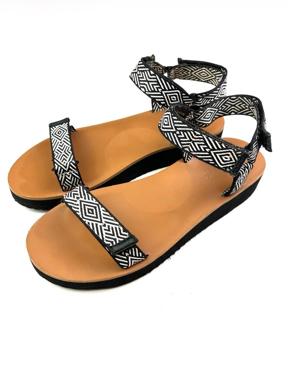 Madewell The Resourced Maggie Sandals Black White Geo Print size 9
